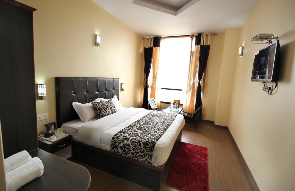 The Grand Welcome Hotel Shimla Phòng bức ảnh